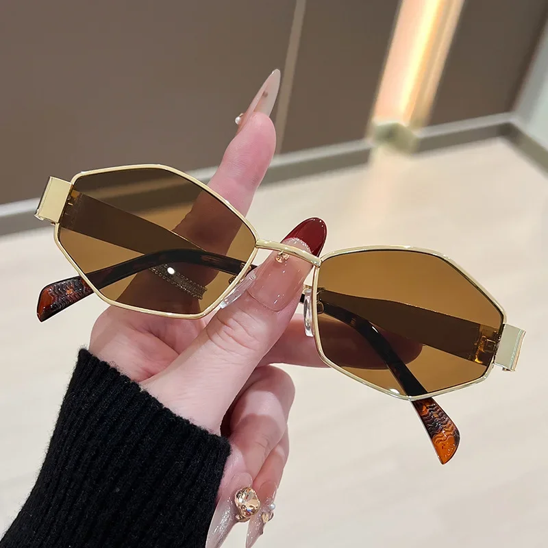 Modieuze, veelhoekige zonnebri - Sunglasses Uv400 recensie en prijs