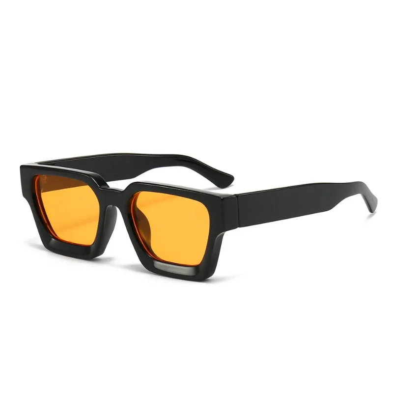 Klassieke zonnebril met vierka - Designer Sunglasses recensie en prijs
